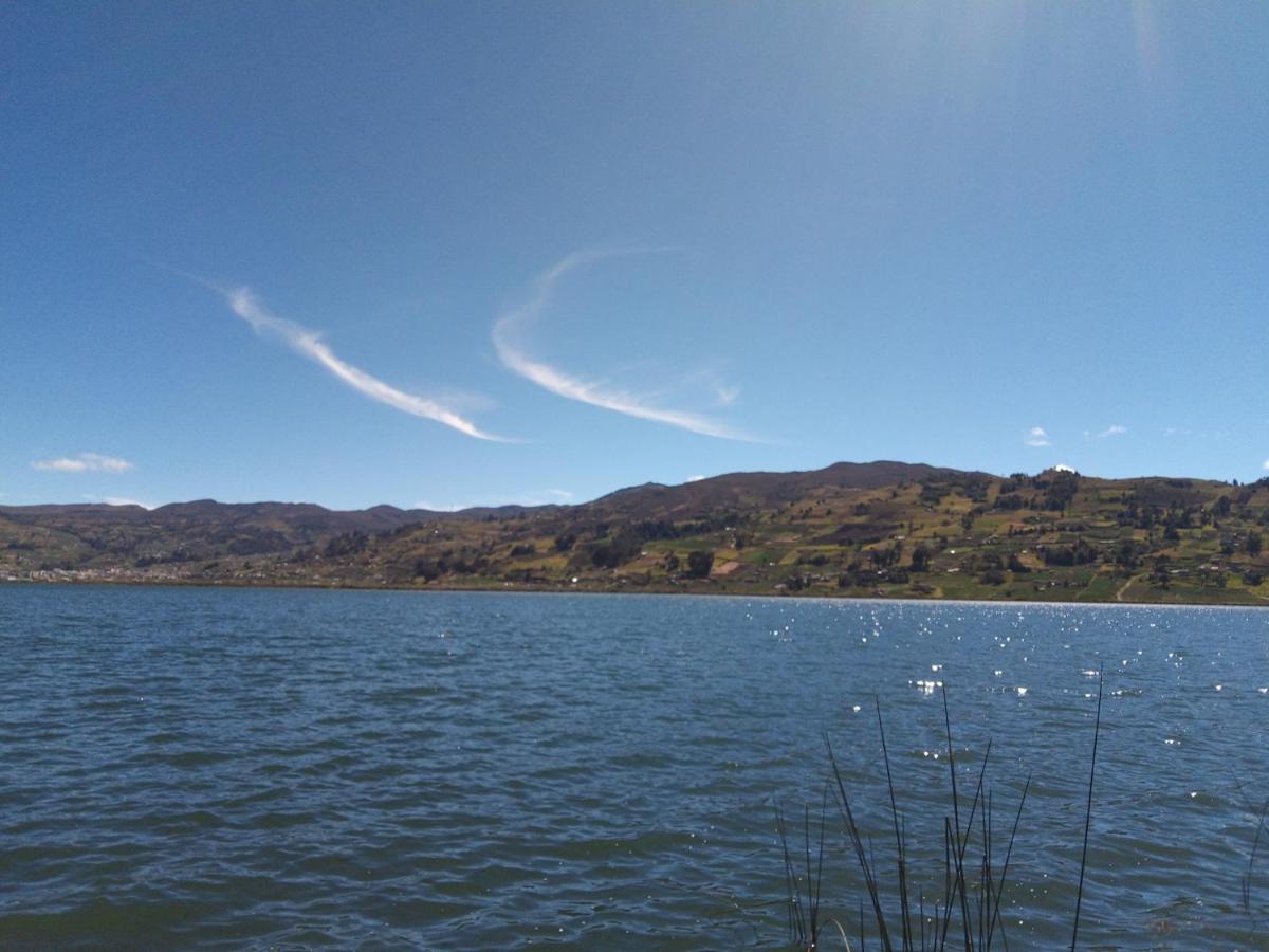 Madervill Hospedaje Aquitania Bagian luar foto
